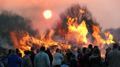 Beliebte Tradition: Das Osterfeuer an Karsamstag. (Foto: tau)