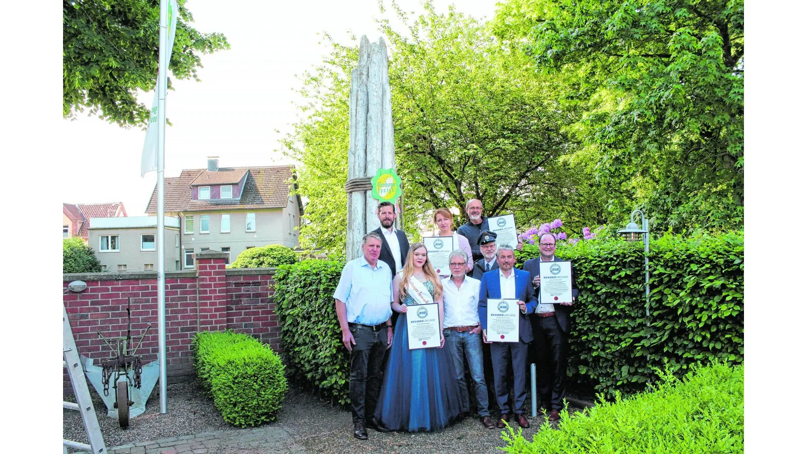 Nienburg hat weltweit den größten Spargel (Foto: jan)