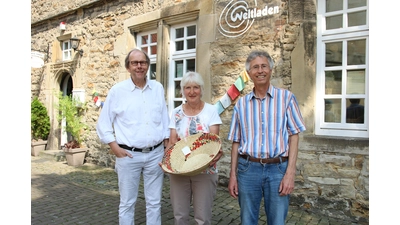 Das Weltladen-Team in Stadthagen setzt sich für die Bewerbung Stadthagens zur Anerkennung als "Fair-Trade-Town" ein.  (Foto: Borchers, Bastian)