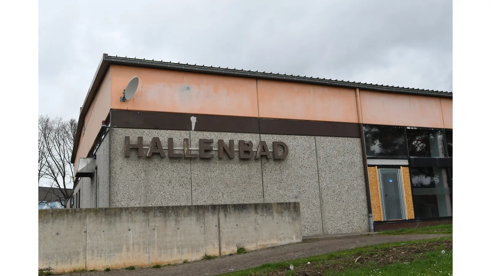 Das Hallenbad bleibt ein Streitthema. (Foto: nd)