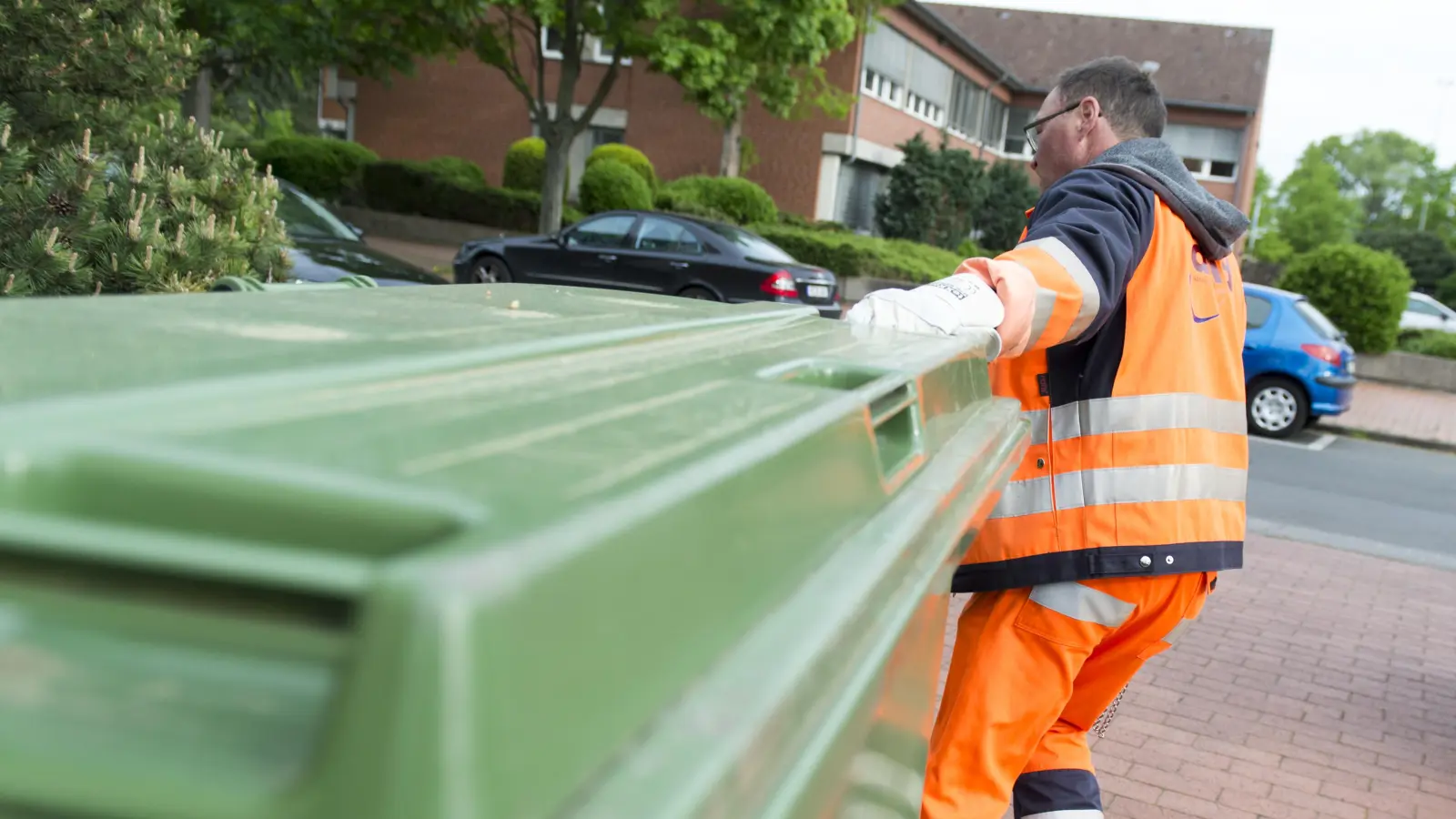 Im Einsatz: Die Mitarbeiter der aha. (Foto: Region Hannover)