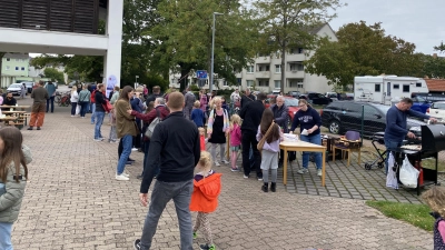 Buntes Treiben rund um die Corvinuskirche: Herbstfest in der Oststadt. (Foto: privat)