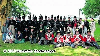 Historisches Biwak auf der Insel Wilhelmstein (Foto: gi)