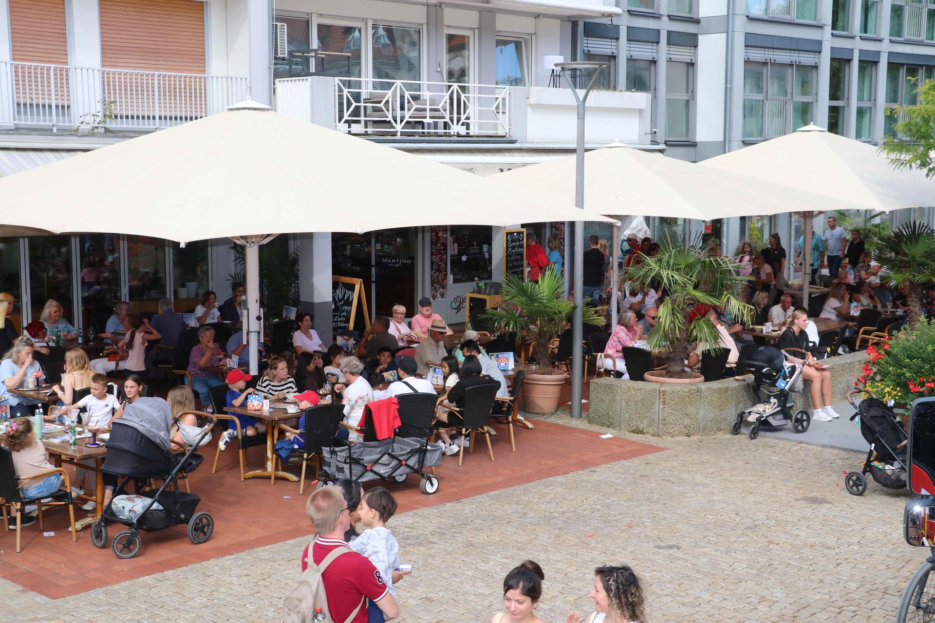 Eindrücke vom Rettertag in der Innenstadt und bei den Stadtwerken. (Foto: gi)