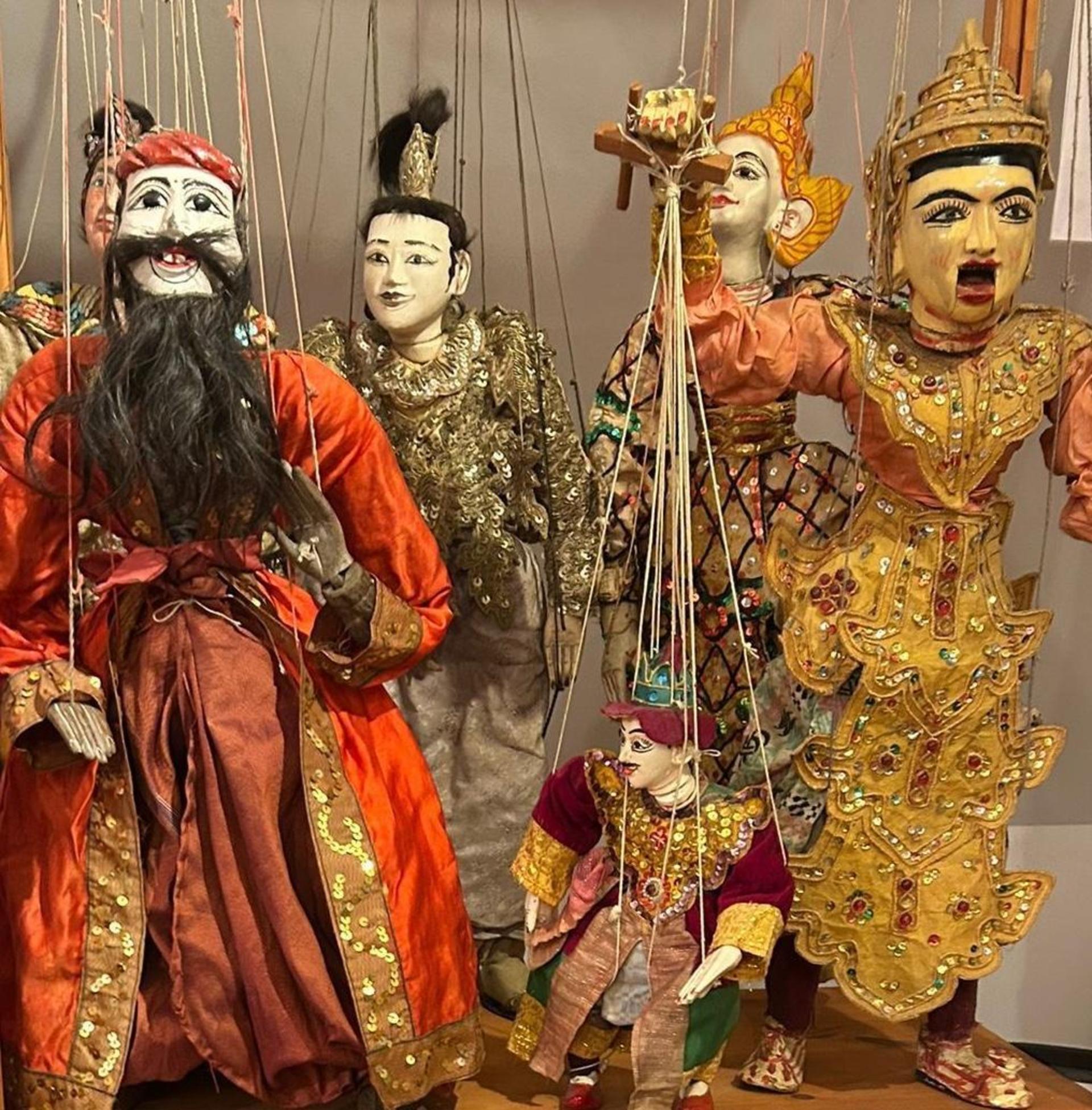 Faszinierende Fädenkunst: Die eindrucksvolle Sammlung von Marionetten stammt von der Sammlerin Roswitha Ohrndorf. (Foto: privat)