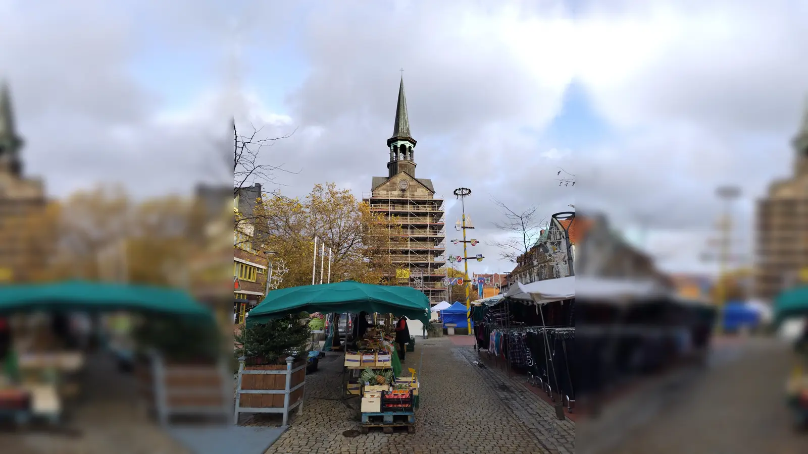 Stadtkirche und Markt: Wunstorfs Innenstadt.