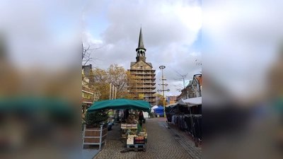 Stadtkirche und Markt: Wunstorfs Innenstadt.