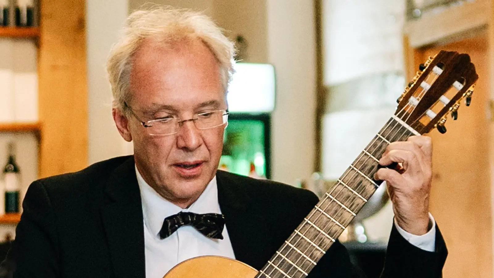 Mit Gitarre: Andreas Hagemann. (Foto: privat)