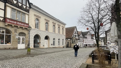 Das neue Stadthaus III ist zentral in der Langen Straße erreichbar, fußläufig mit vielen Parkplätzen in der Parkpalette. (Foto: nd)