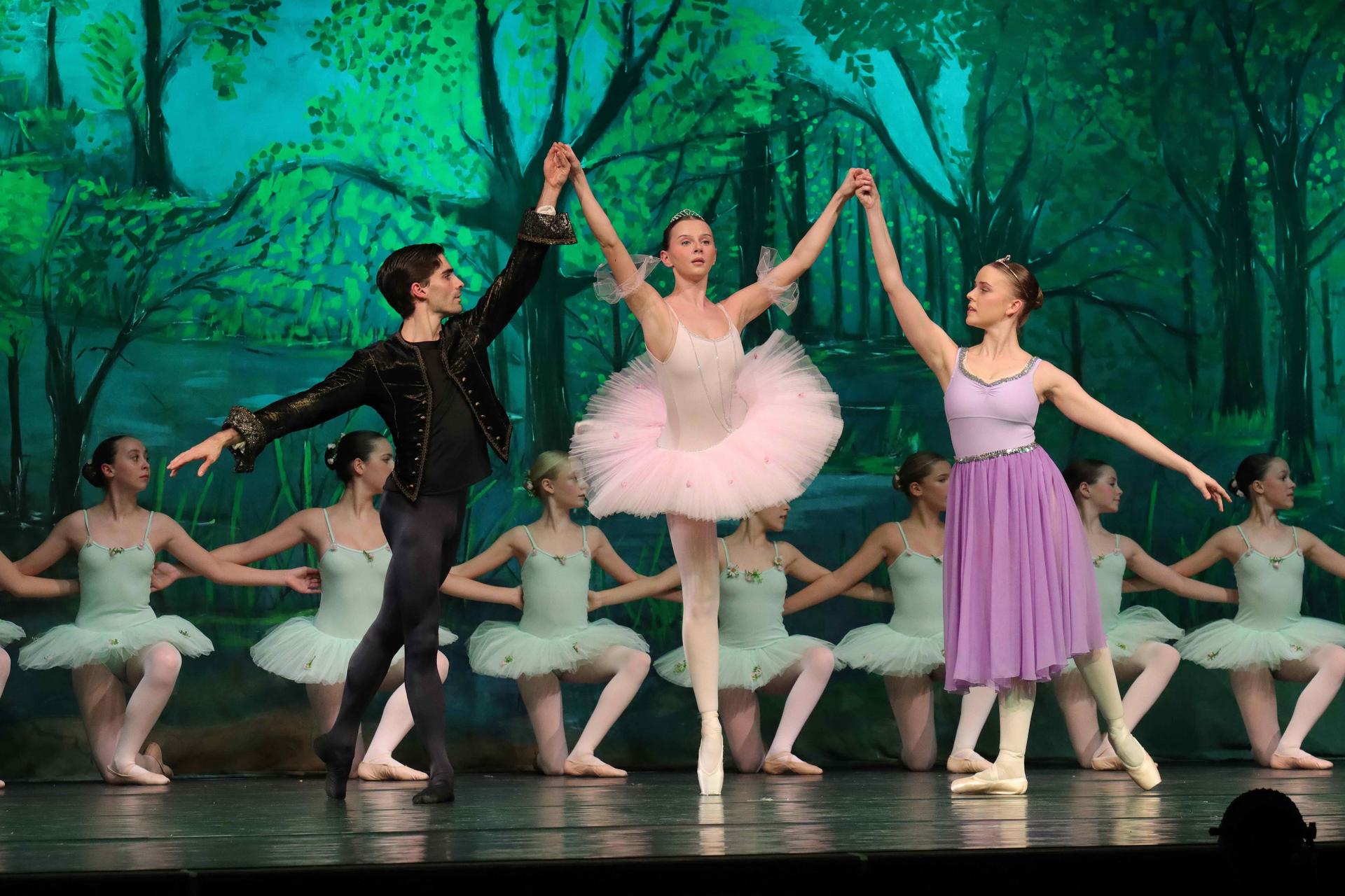 Premiere: Dornröschen im Stadttheater. (Foto: tau)