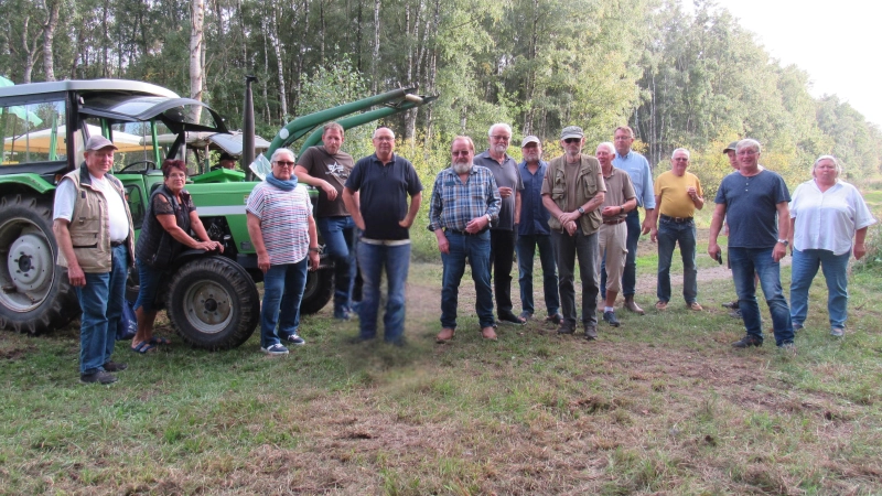 Rundgang geschafft: Gelungene Begehung der Torfmoorinteressenten. (Foto: privat)
