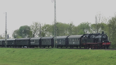Sonderfahrt mit einer Dampflok der Baureihe 78 durch den Deister.  (Foto: privat)