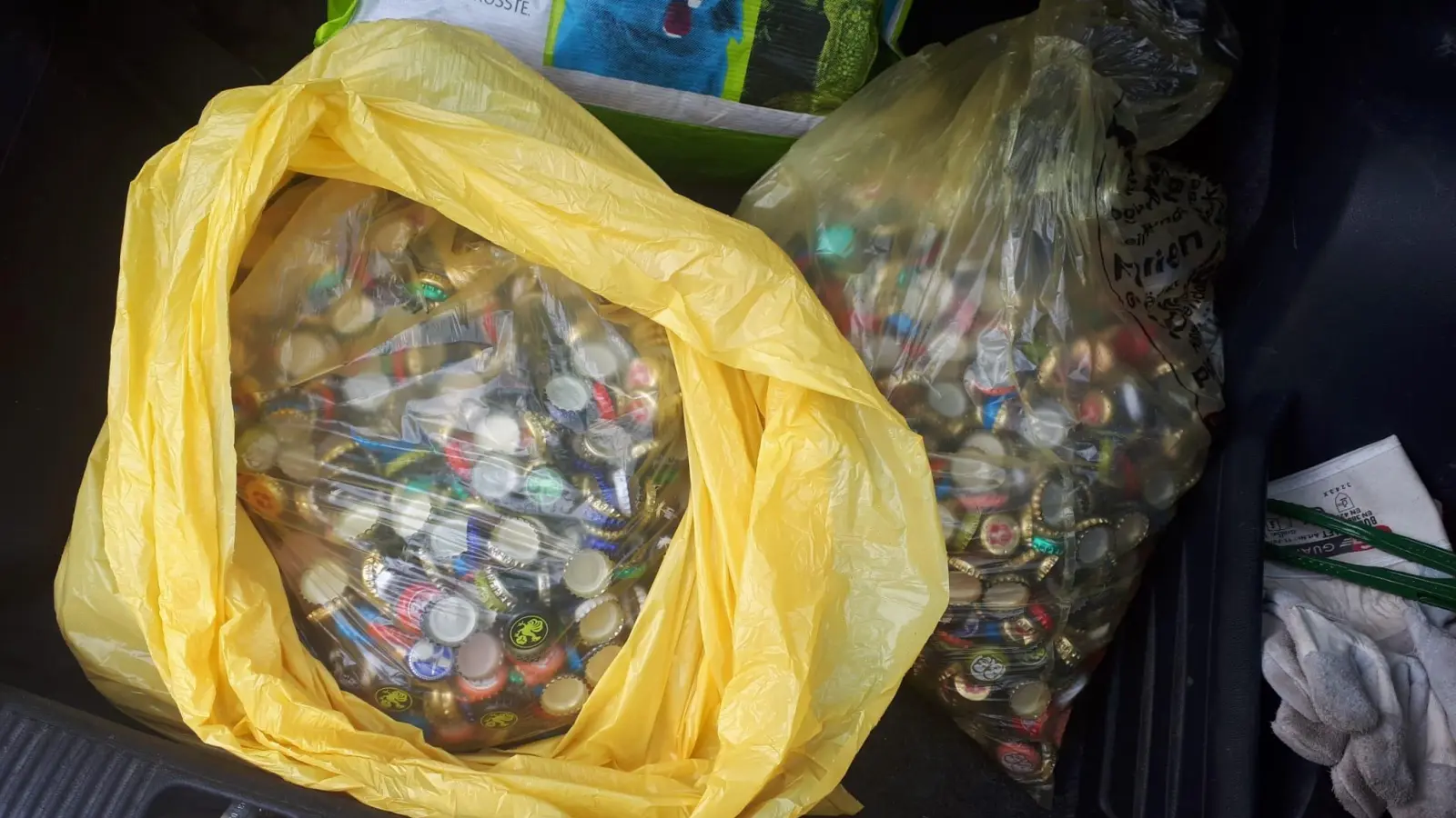 Sind bares Geld wert: Kronkorken in großen Mengen. (Foto: privat)