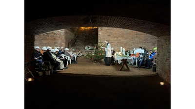 Gottesdienst unter Tage. (Foto: BBMK/Martin Bornemeier)