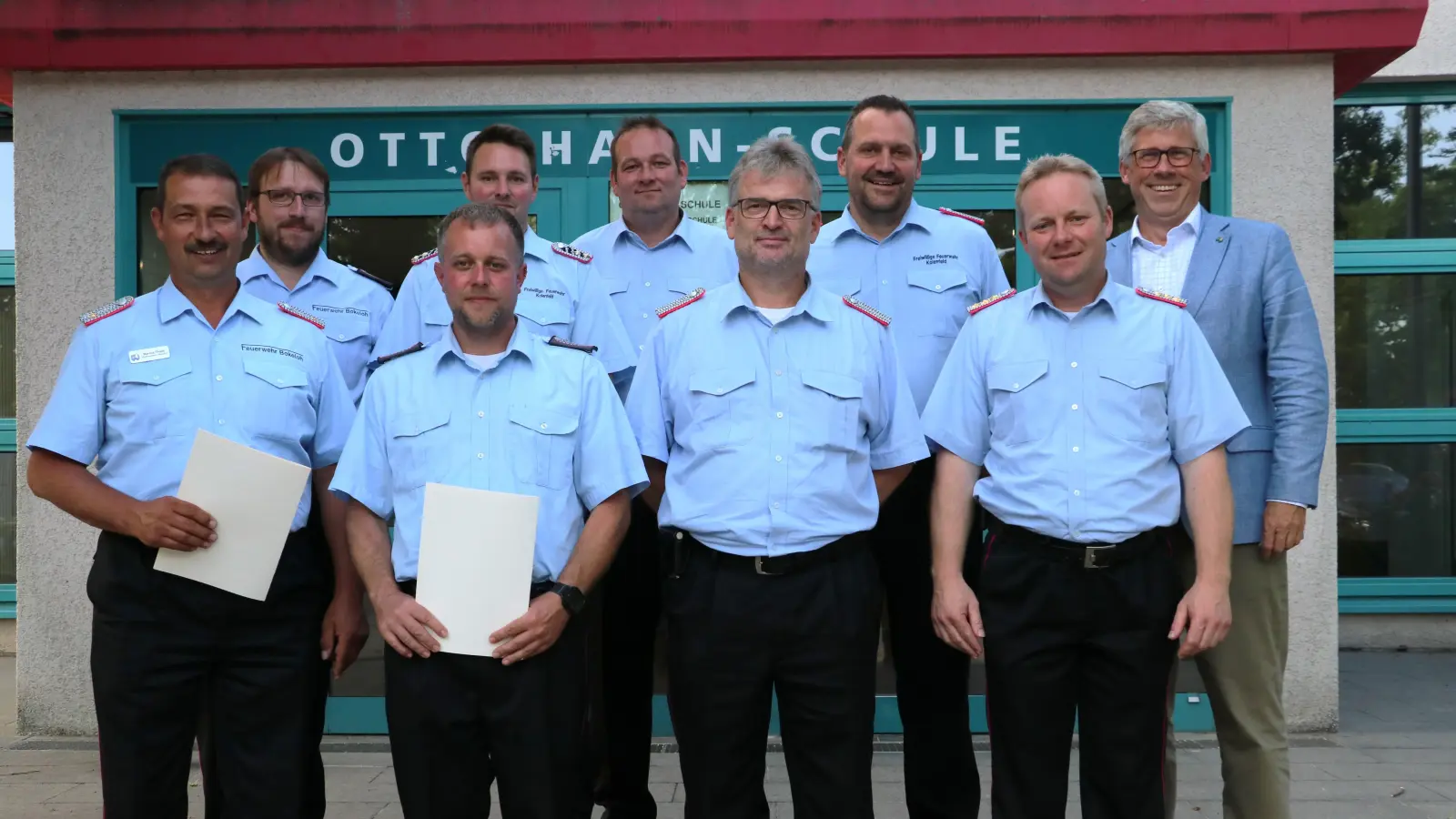 Nach der Sitzung (v.li.): Marcus Thiele, Dirk Hartmann, Michael Jans, Alexander Matthias Müller, Sven Möllmann, Dirk Brammer, Robert Focke, Martin Ohlendorf und Carsten Piellusch. (Foto: gi)