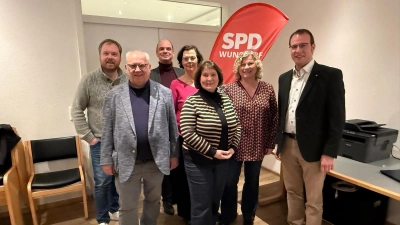 Nach der Mitgliederversammlung (v.li.): Jan Obramski, Thomas Silbermann, Sören Thoms, Gunda Cordes, Frauke Meyer, Regina Hogrefe und Martin Ehlerding. (Foto: privat)