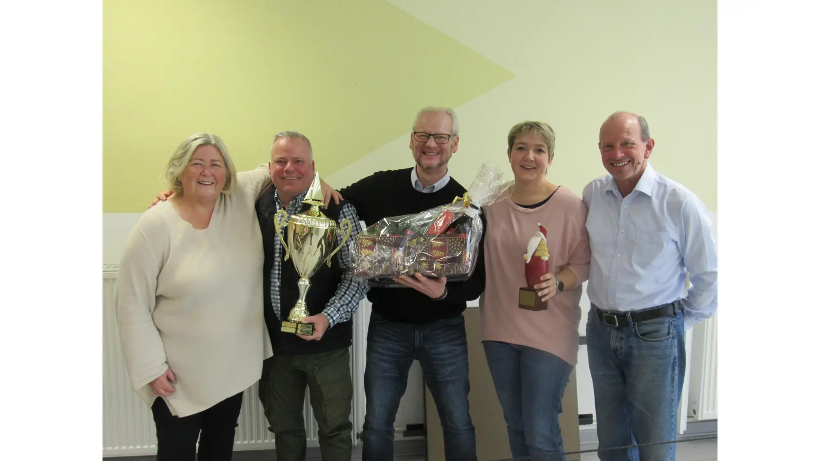Christiane Schweer, Lars Lockemann, Willi Rehbock, Mareike Hansing und Walter Sternberg (v.l.).  (Foto: privat)