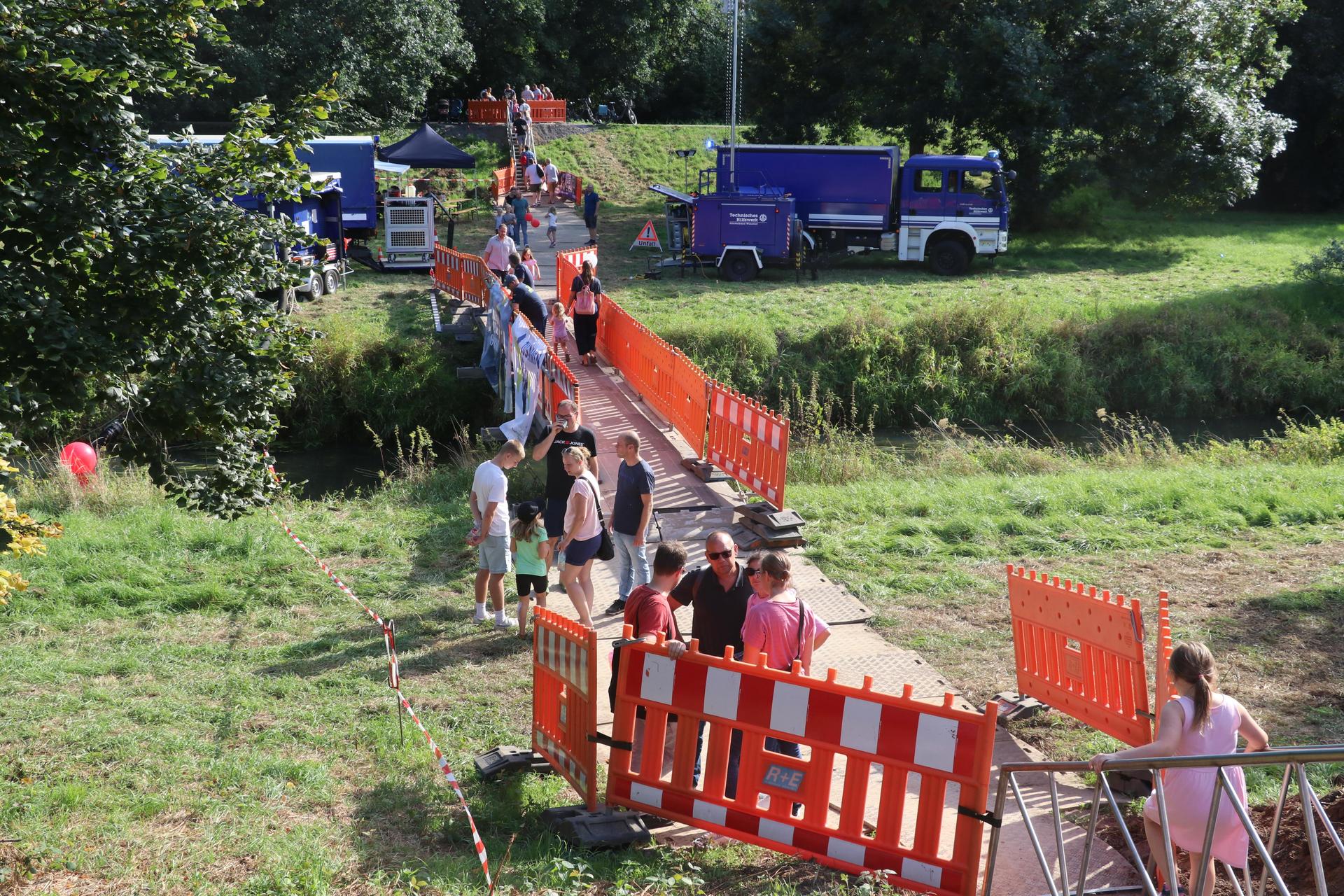 Ein einmaliges Erlebnis war die THW-Brücke vom Bürgerpark über die Westaue zu den Stadtwerken. (Foto: gi)