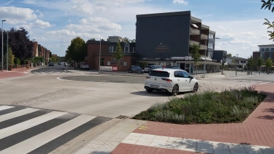 Seit einiger Zeit freigegeben: Der neue Barnekreisverkehr. (Foto: gk)
