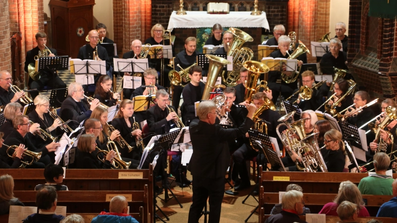 Bilderimpressionen zum 100-jährigen Jubiläum des Posaunenchores Altenhagen-Hagenburg. (Foto: gi)