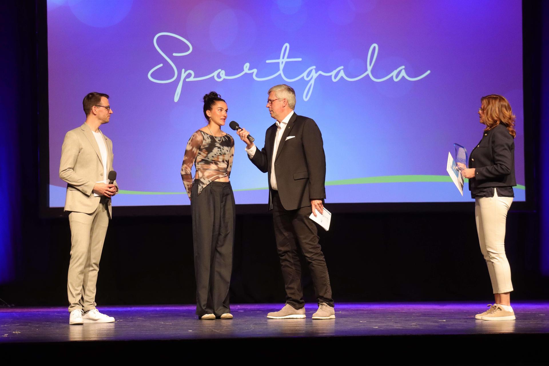 Sportgala 2025: Gespräche mit den Geehrten. (Foto: tau)