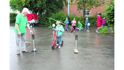 Verkehrssicherheitstag für alle Schulanfänger (Foto: gi)
