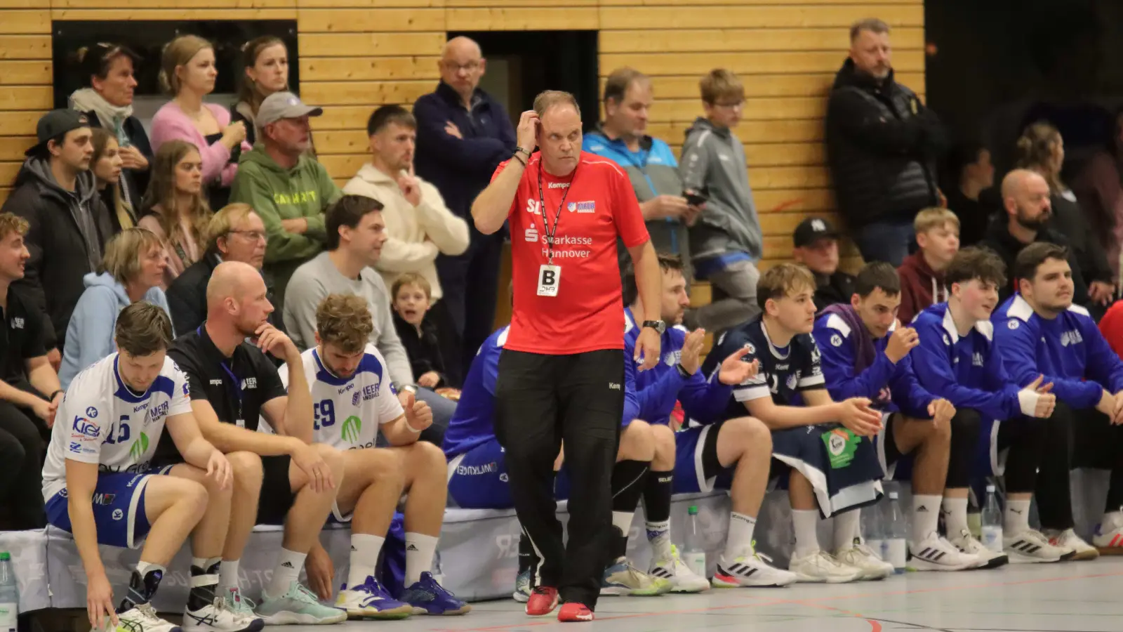 Macht sich Gedanken: Trainer Stephan Lux. (Foto: tau)