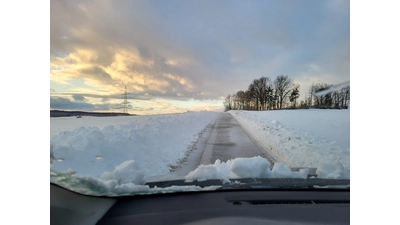 Wegen des Winterwetters verfügt der Landkreis auch für Freitag einen Unterrichtausfall.  (Foto: bb)