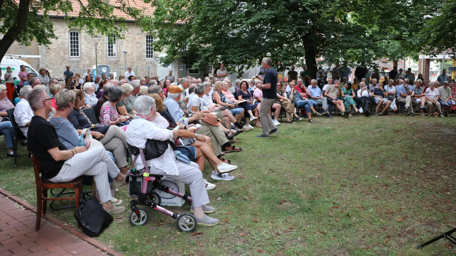 Die Bürger hatten Redebedarf zur Neugestaltung der Innenstadt.  (Foto: gi)
