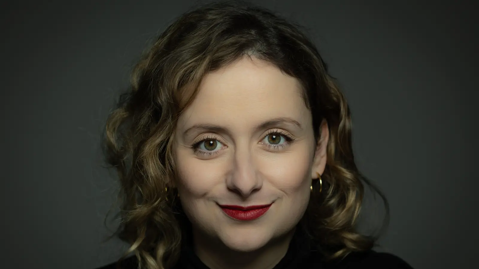 Alexandra Zykunov liest am 31. Mai in der „Alten Polizei“ aus ihrem Buch „Was wollt ihr denn noch alles?“ (Foto: Fotocredit: Hans Scherhaufer)