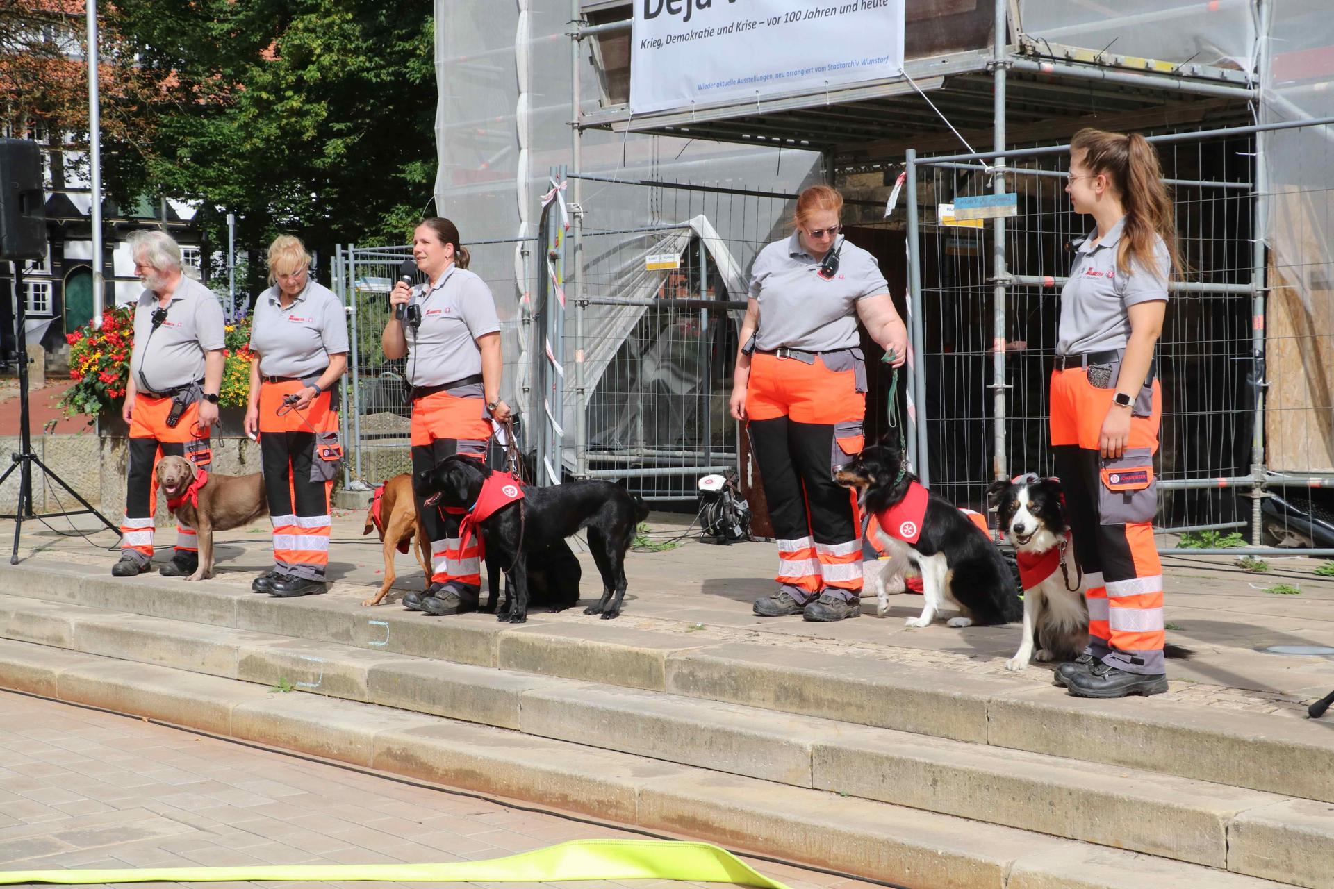 Eindrücke vom Rettertag in der Innenstadt und bei den Stadtwerken. (Foto: gi)