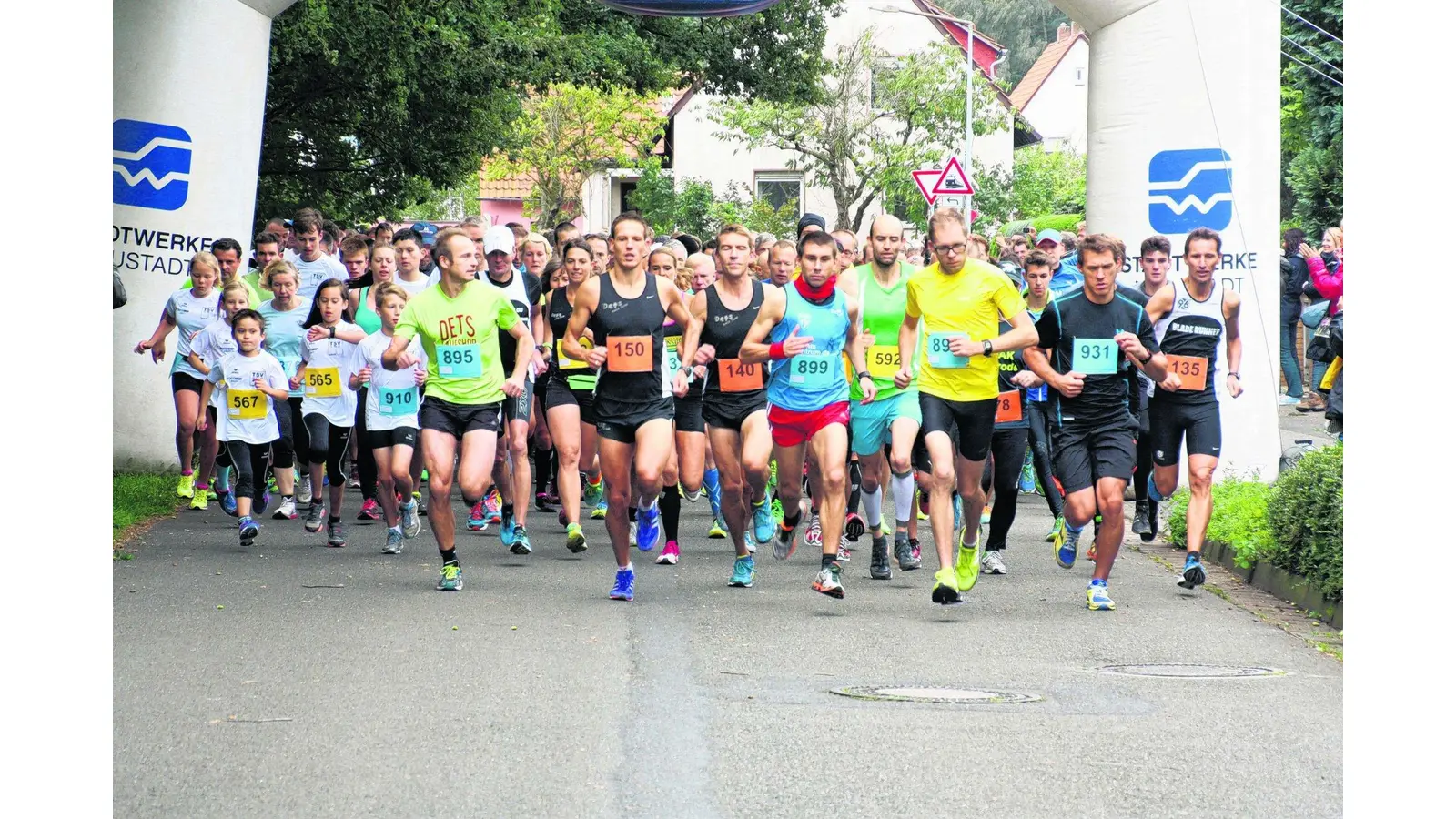 Halbmarathonläufer lassen Moordamm links liegen (Foto: gi)
