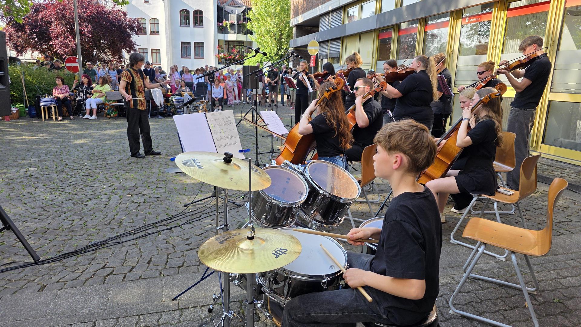 Eindrücke: Die zweite Wunstorfer Nacht der Kultur. (Foto: tau)