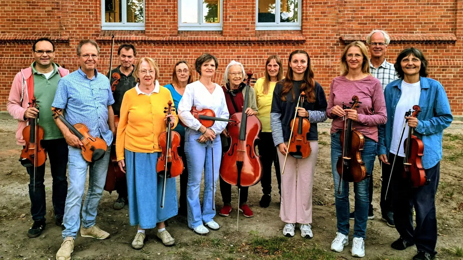 Geben ein Konzert: Das Kammerorchester Wunstorf. (Foto: privat)