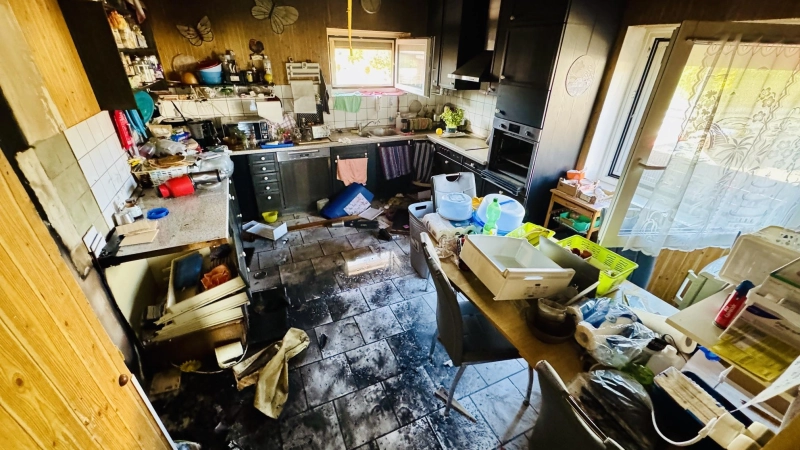 Der Brandort: Die Küche eines Wohnhauses in Luthe. (Foto: Feuerwehr)