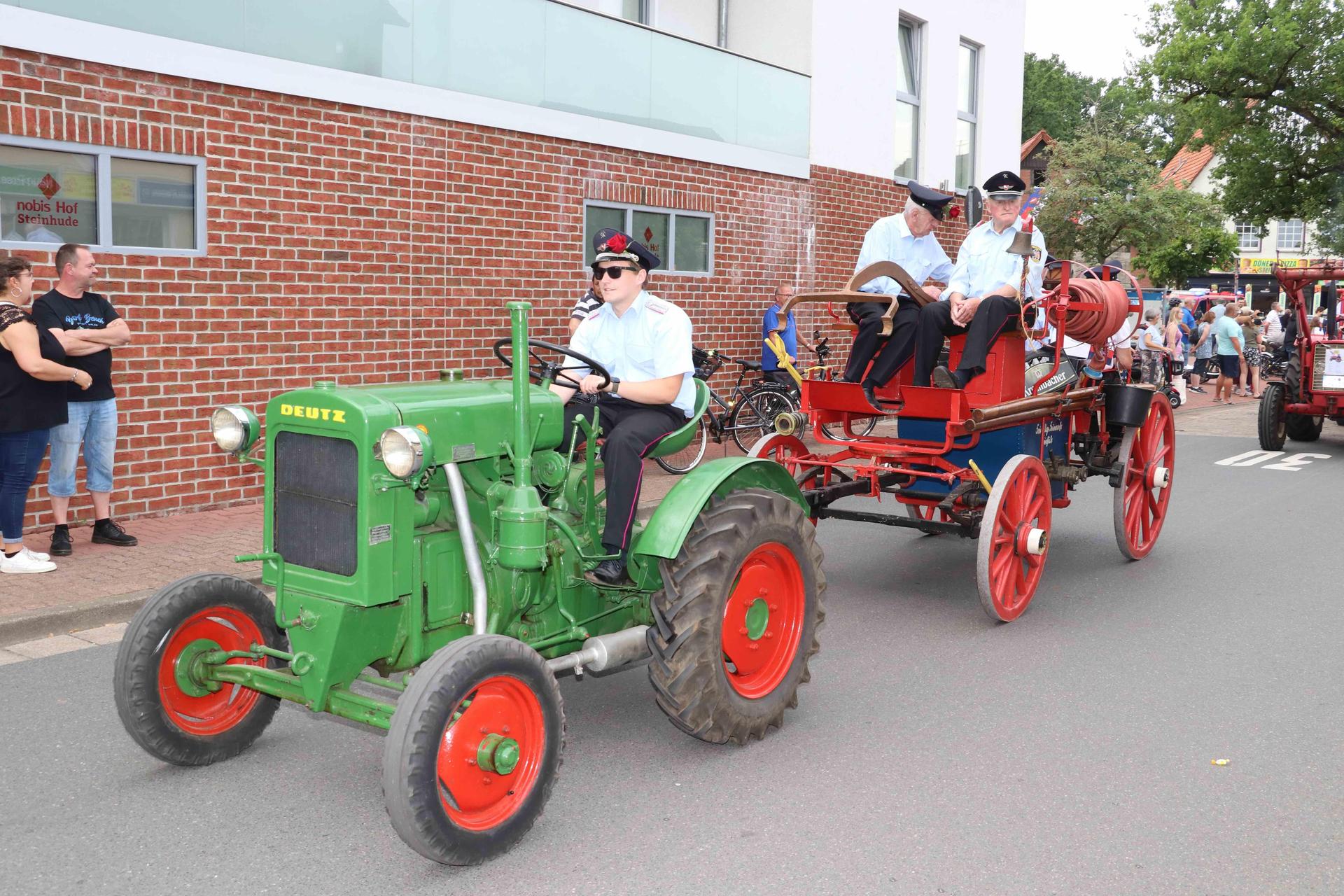 Der historische Umzug: Eindrücke vom Schützenfestsonntag. (Foto: gi)