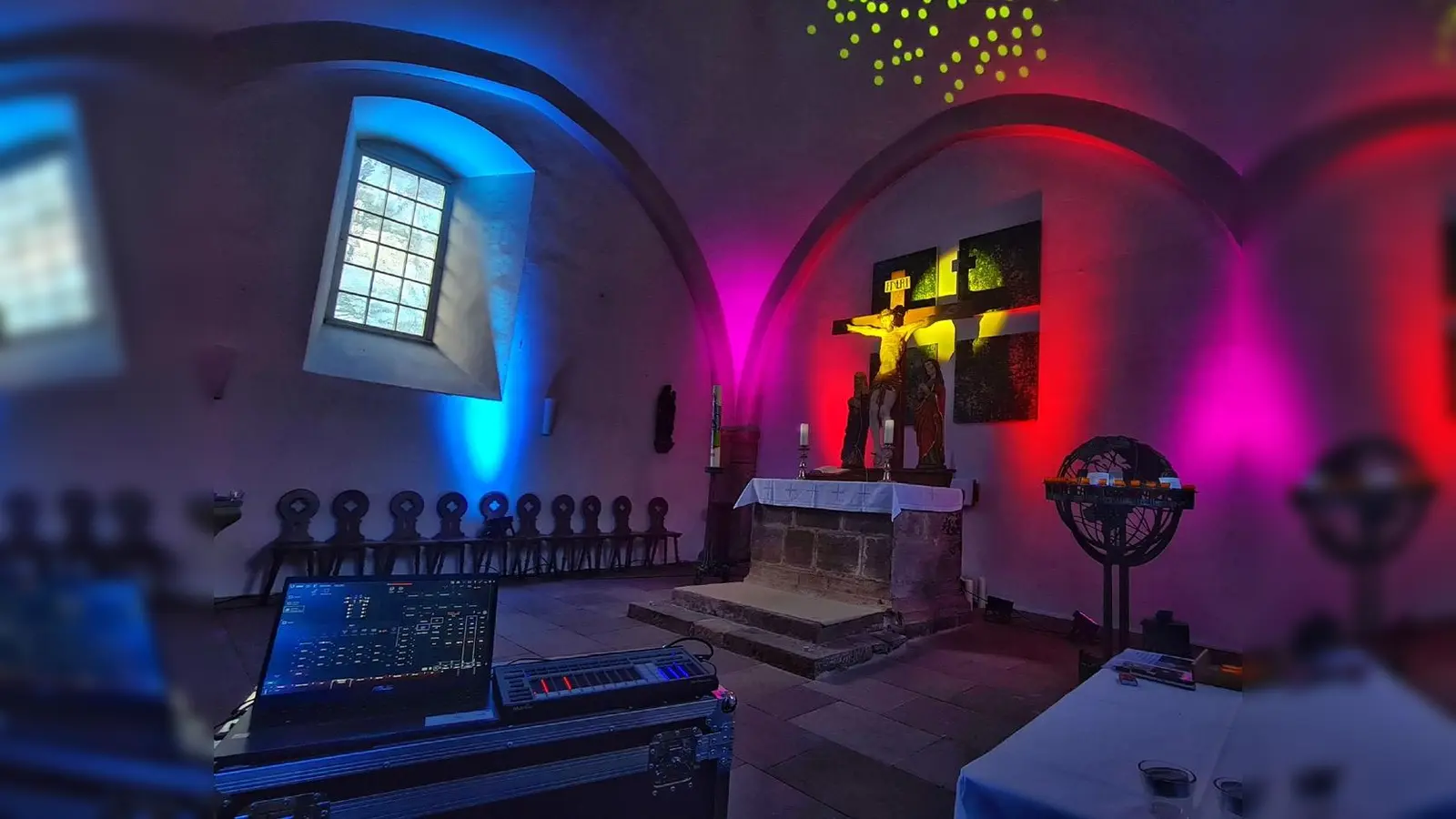 In besonderem Licht: Die Stadtkirche bietet Raum für Veranstaltungen.