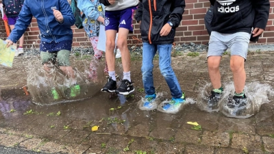 Outdoor-Aktion, auch bei Regen: Bewegungsrallye für Kinder. (Foto: privat)