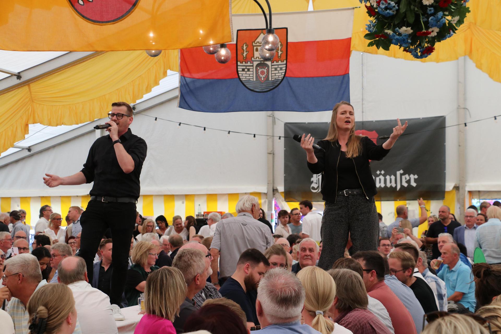David Orthaus und Kristina Harpers bei der „Arbeit“.  (Foto: gi)