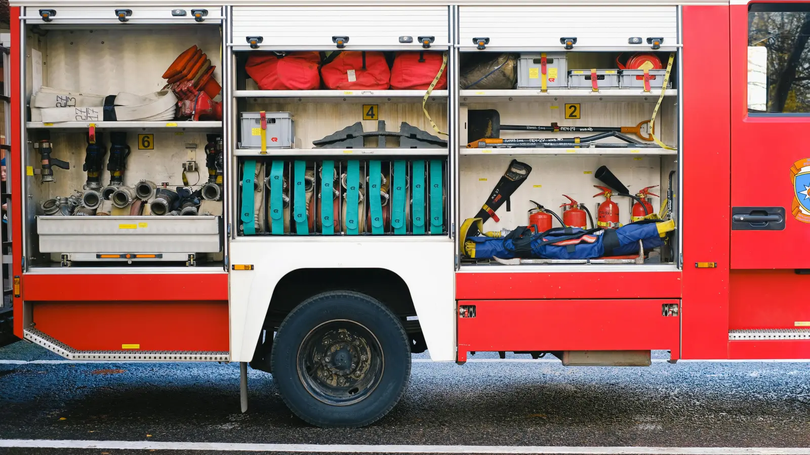 Feuerwehreinsätze sind Vergangenheit. Eine TÜV Werkstatt und Wohnraum könnten im ehemaligen Feuerwehrhaus entstehen. (Foto: gk)