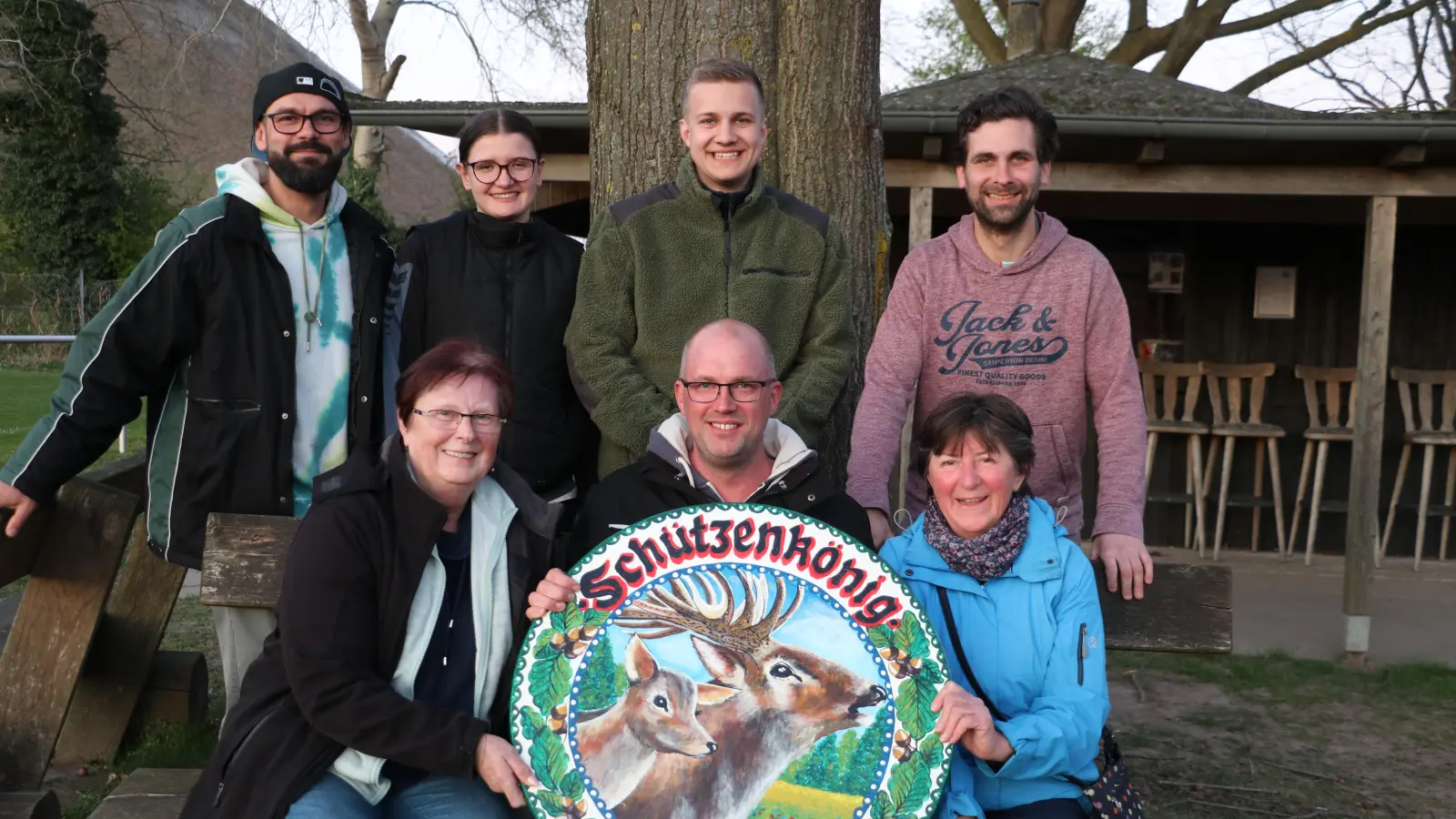 Die Schützenkönige 2025 aus Mesmerode.  (Foto: gi)