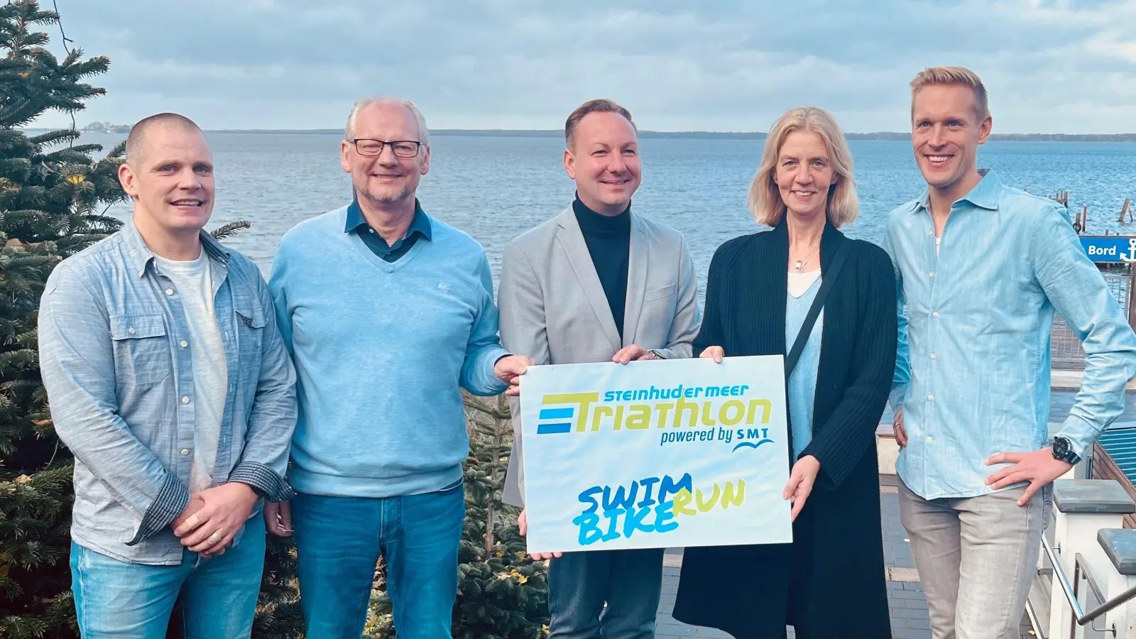 Die Macher des Ersten Steinhuder Meer Triathlon (v.li.): Jan Raphael, Willi Rehbock, Martin Pavel, Stefanie Eichels und Christian Haupt. (Foto: privat)
