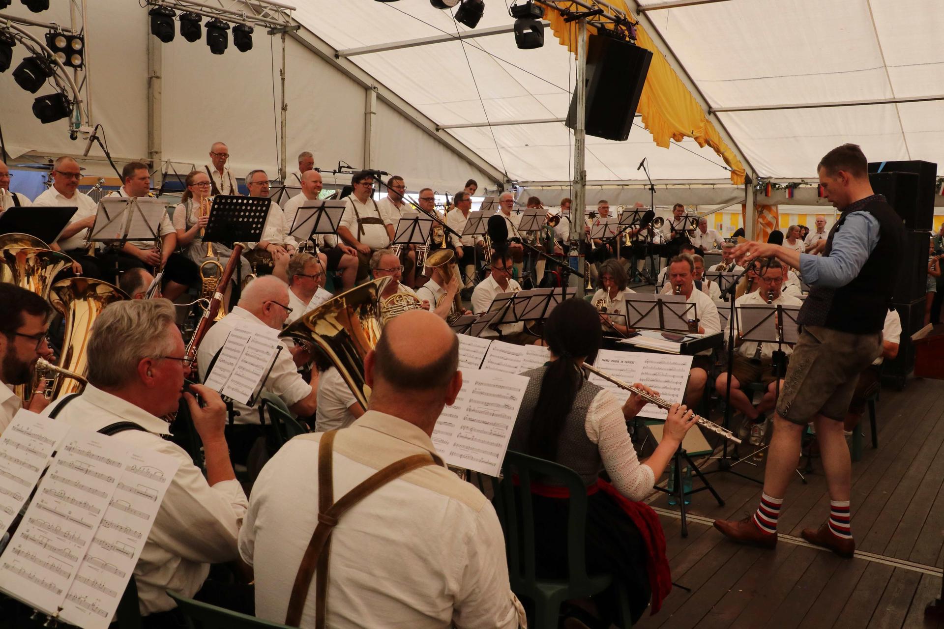 Bildergalerie: Eindrücke vom Schützenfest in Hagenburg. (Foto: gi)