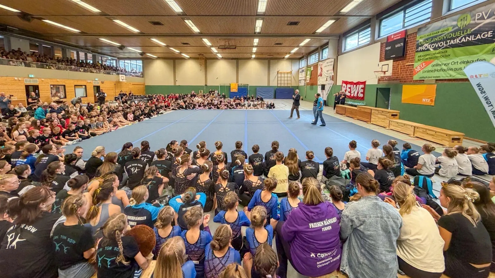 Volles Haus: Mehr als 500 Sportlerinnen und Sportler aus ganz Niedersachsen sind nach Wunstorf gekommen. (Foto: privat)