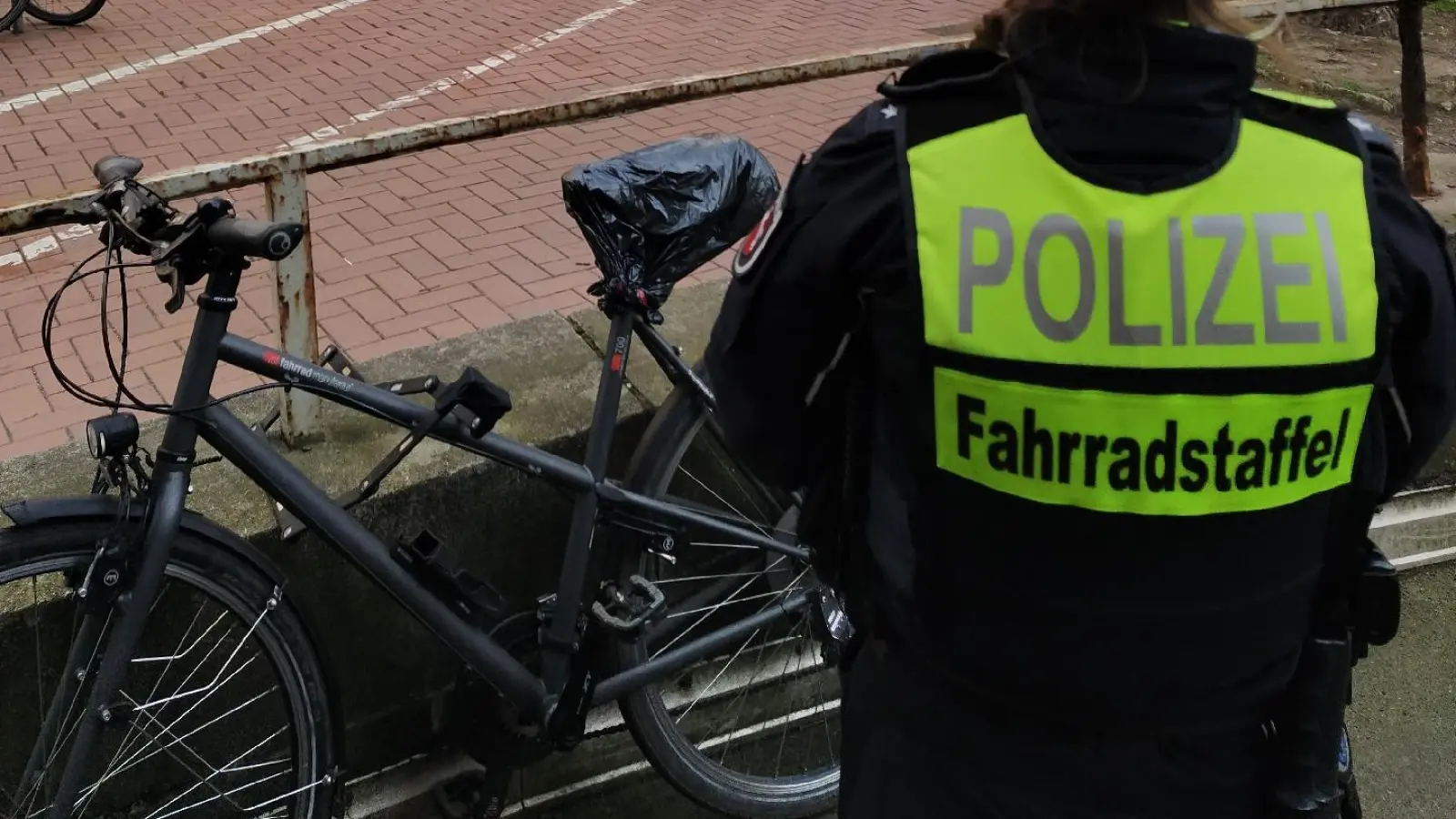 Haben Kontrollen vorgenommen: Die Fahrradstaffel Hannover. (Foto: Fahrradstaffel Hannover)