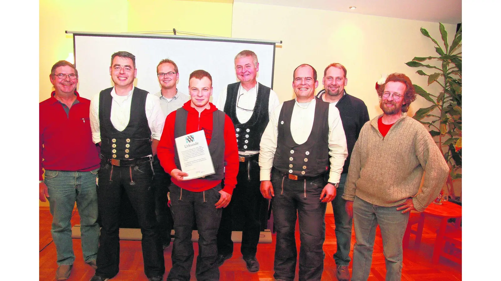 Baugewerke-Innung zeichnet Zimmerer aus (Foto: gi)