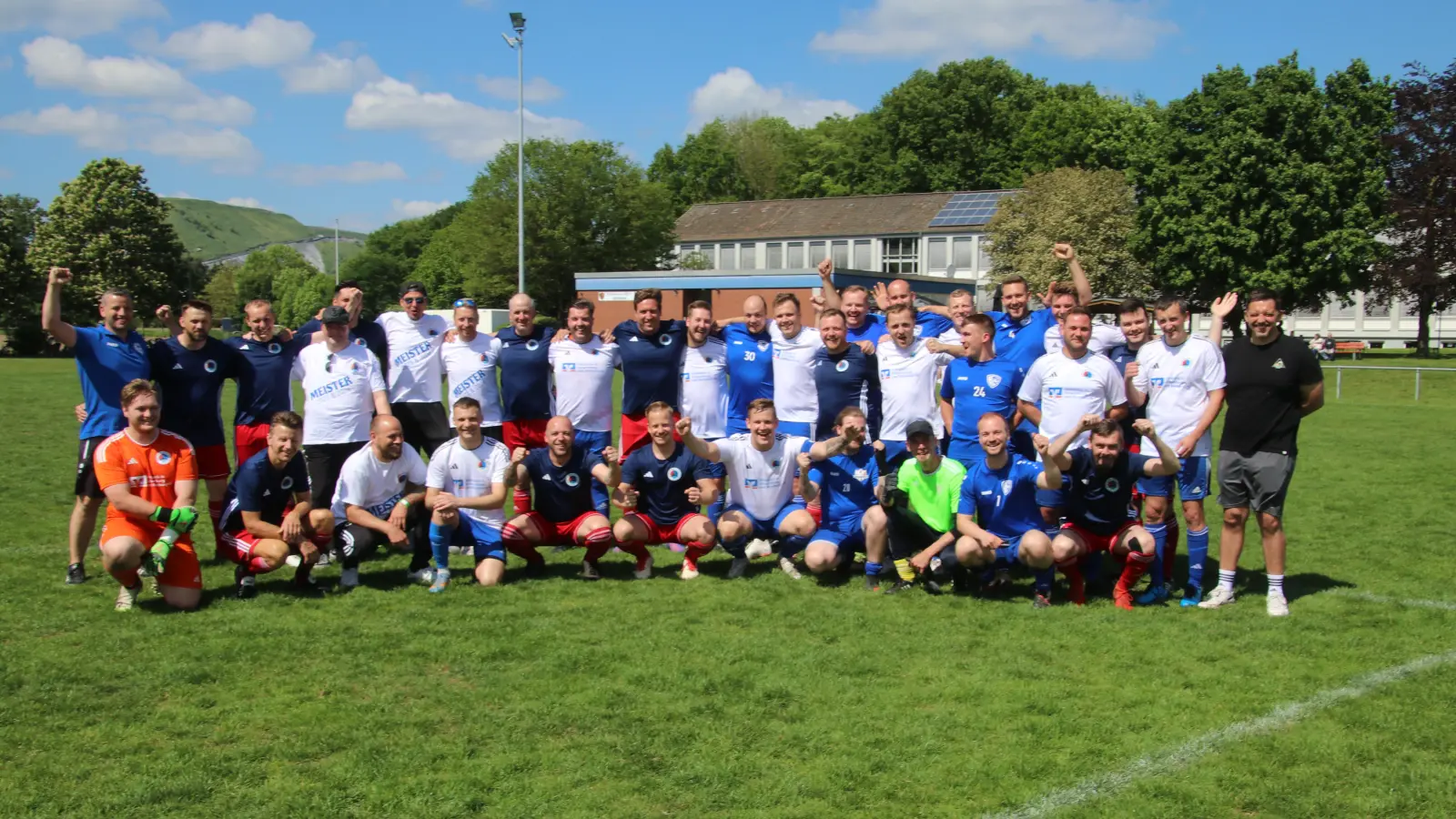 Meisterfeier des SV Butteramt 2 mit der Ü32.  (Foto: gi)