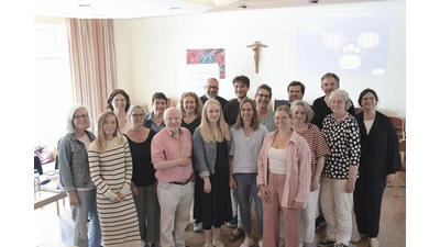 Teilnehmer aus dem gesamten Landkreis aus ganz unterschiedlichen Disziplinen kamen bei der Fortbildung zusammen.  (Foto: nd)