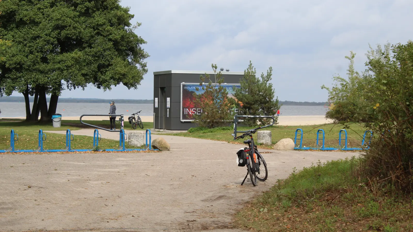 Hat laut Verwaltung derzeit keine Priorität: Die Weiterentwicklung der Badeinsel. (Foto: wb)