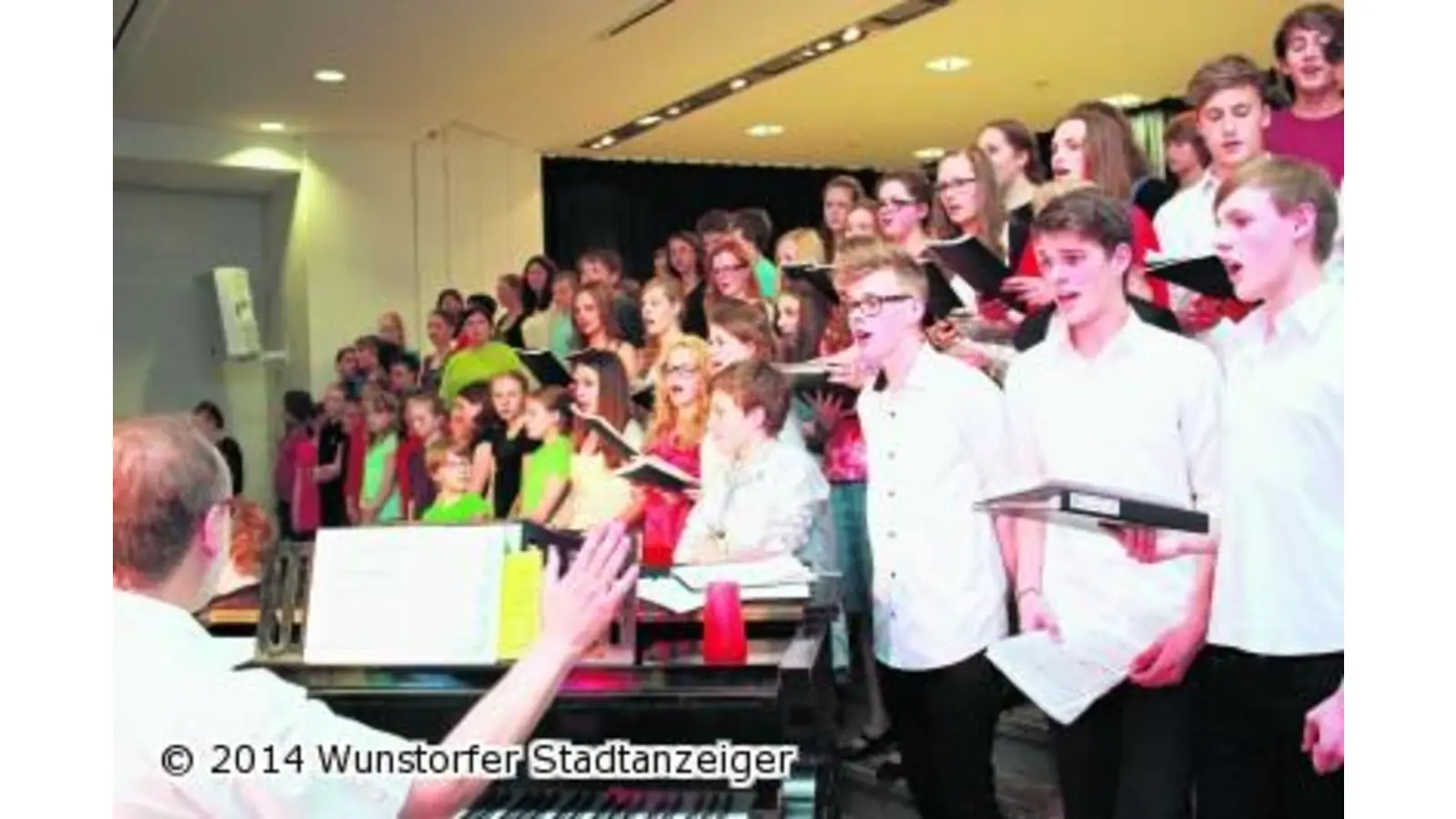 Musikalische Begrüßung von Pater Pedro (Foto: red)